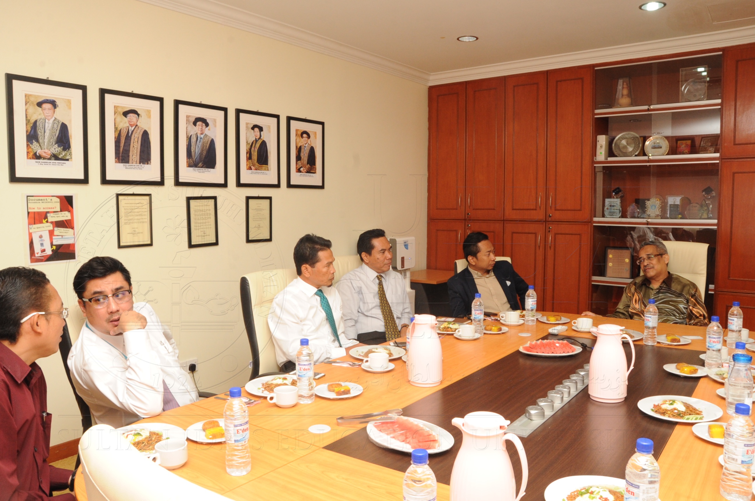 18 Feb 2016 Kunjungan Hormat Bsn Hq Kepada Vc